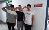 “建黨員標(biāo)兵宿舍，做文明示范先鋒”