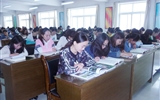 學(xué)院師生深入學(xué)習(xí)《總書記的勸學(xué)篇》《習(xí)近平勸你多讀書》《世界讀書日，我們?yōu)槟憷首x一封總理來(lái)信》，開(kāi)展讀書月系列活動(dòng)